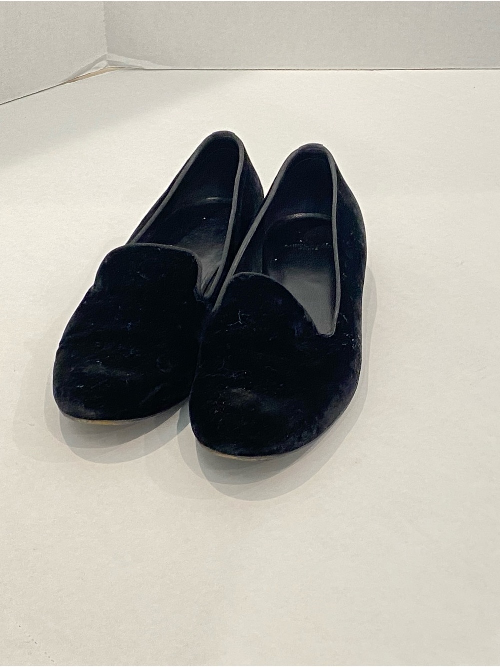 Saint Laurent Black Velvet Round-Toe Ballet Flats - Picture 3 of 5
